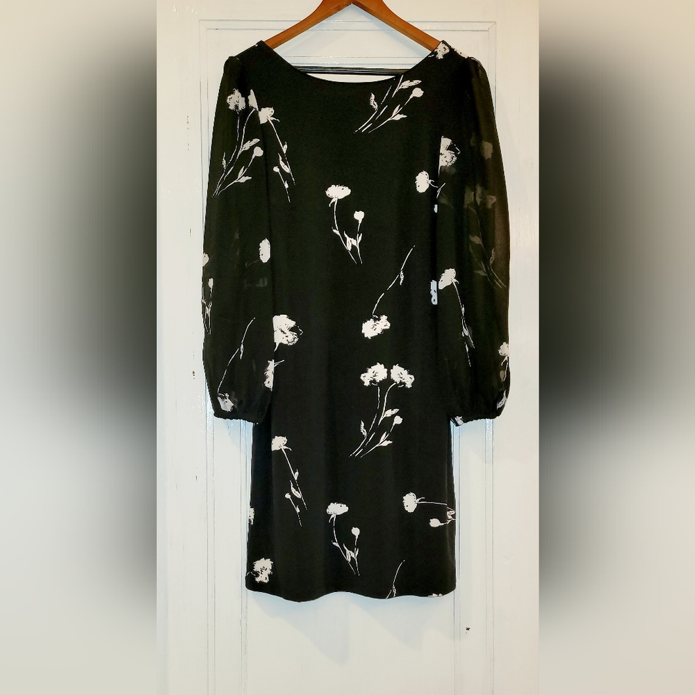 ❤️❤️Tahari Cocktail Black Dress White Floral